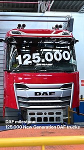 A new milestone reached: 125,000th New Generation DAF built in record time! 🤩 🔑 Stefan Rosendaal from Rosendaal Transport accepted the keys of his brand new DAF XG, Efficiency Champion. Read more: https://www.daf.com/en/news-and-media/news-articles/global/2025/11-04-2025-125000th-new-generation-daf-built-in-record-time == #daf #daftrucks #newgenerationdaf #dafxg #milestone #rosendaaltransport | DAF Trucks N.V.