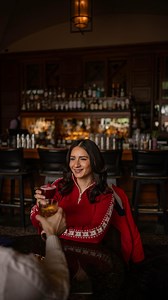 Sometimes après without the ski is the perfect weekend assignment 🥂✨ 10/10 cocktails, mountain views, and crackling fires included 🔥 🎥 @gabriellawisdom | Fairmont Chateau Whistler