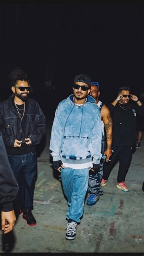 Divine_fc_59 on Instagram: "Vivian Fernandes, popularly known as **DIVINE**, is one of India’s most influential rappers and hip-hop artists. Born on October 2, 1990, in Mumbai, he rose from the streets of Andheri to become the voice of the youth. His music reflects raw emotions, real-life struggles, and the spirit of hustle. DIVINE first gained attention with the breakout hit *Mere Gully Mein* alongside Naezy, which became an anthem for Indian hip-hop and later inspired the Bollywood film *Gully