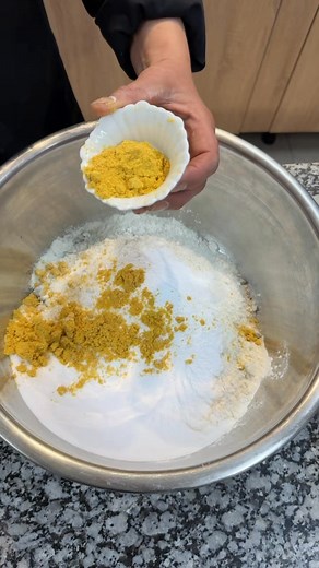 71K views · 1.6K reactions | On bosse… mais avec style ‍ Formation en ligne ✅ #formationprofessionnelle #gateautraditionnel | Pâtisserie Ghazal | Facebook