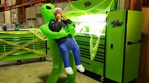 The Aliens are coming!!! and with Deals like this, who can blame them?The Incredible RTB Green with Black 722519 Roller, Hutch and 2 Side Locker setup for $5150 this weekend ends October 21st !!!!!! PM us to order!!!!! www.rockintoolboxes.com Save $500!!! Spooktacular Savings!! | Rockin' Tool Boxes