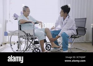 Doctor checking Asian elderly man patient with scar knee replacement surgery in hospital. The neurologist testing knee reflex on a patient using a hammer Stock Video Footage - Alamy