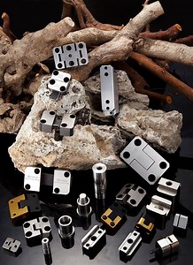 [Hot Item] Centring Elements Interlock Mould for Mold Components