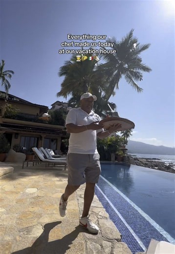 Everything our chef made us today at our vacation home 🏠🇲🇽🌮 #vacationhouse #mexico #luxuryhomes #traveltiktok #foodtok #travel #viral #luxury #rich #foryou #foodie #vacationhomes #foryoupage