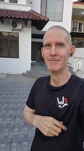 4.3K views · 140 reactions | ❤️ What's your answer to the fingerspelled question? Comment with your answer. Have a marvelous day!  | Able Lingo ASL - American Sign Language | Facebook