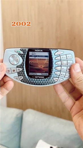 The Phones That Defined the 2000s 📱