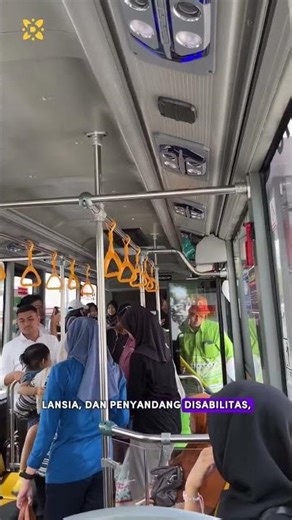 Taking an electric bus? Let's go, let's go, let's go, let's go, let's go! 😎🚍