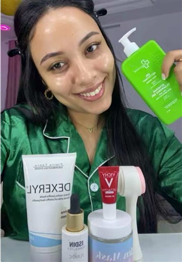 Glass Skin Care Routine for Glowing Skin