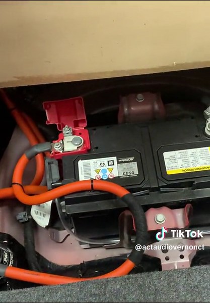 Chevrolet Camaro Sound System Upgrade & Lights Installation