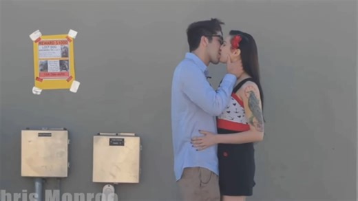 【Kissing prank】nerd edition