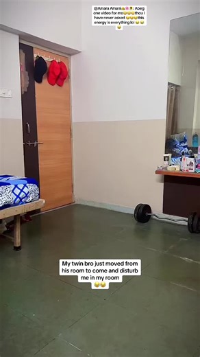 Sibling Disturbance: Funny Moments on the Bed