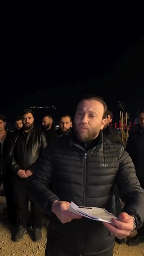 𝗔𝘀𝘀𝘆𝗿𝗶𝗮𝗻 𝗣𝗮𝘀𝘀𝗶𝗼𝗻 on Instagram‎: "دهوك – إزالة مطعم روبن كنافة وصاحبه يناشد السلطات مباشرة تعرض مطعم “روبن كنافة” في دهوك، شمال العراق، لعملية إزالة بالجرافات وسط انتشار أمني كثيف، ما دفع صاحبه، روبن مرقس، لتسجيل فيديو متأخر من الليل يناشد فيه السلطات مباشرة. وقال مرقس: “جناب رئيس الحكومة… إن لم تجدوا لنا حلاً، فالأرض لكم والوطن لكم، أما نحن فسنغادره. لقد أُهنت، ورأيت حياتي تُدمر أمام عيني.” وأكد أن المطعم ليس متجاوزًا على أي أرض حكومية وأنه يعمل بعقد رسمي، وأضاف أن المساحة التي أُ