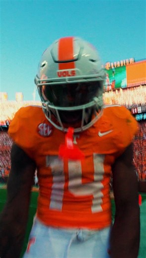 Jake Gearin on Instagram: "Sounds of The Sideline🗣️"