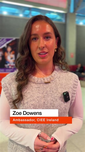 Zoe Dowens' Summer Experience at Willis Tower Skydeck