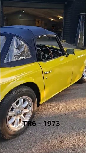 Triumph TR6 overview - 4 speed with overdrive