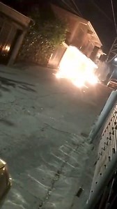 12K views · 80 reactions | Explotó un cable de energía eléctrica, de alta tensión en la madrugada de hoy afectando a ppr lo menos una vivienda del barrio La Unión y Santa Ana de Cúcuta. Según información preliminar la falla se presentó en un cable de los grandes de tensión que salen de la Sub Estación de El Mirador Noticia en Desarrollo | Actualidad Zuliana Noticias | Facebook