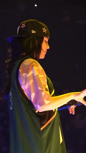 Pure Billie energy. #BillieEilish | Musique