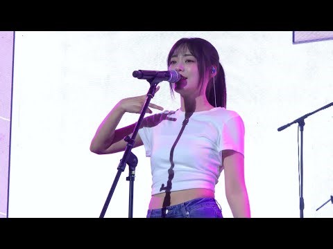 [4K] QWER | 가짜 아이돌 (시연 focus) | 250816 7 ROCK PRIME 2025