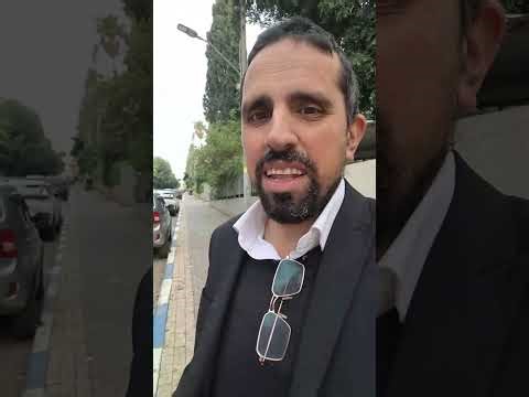 Touring Ramat Gan in Residential area in central Israel