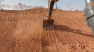Hidromek excavator berm slope work | Alat Berat Mania