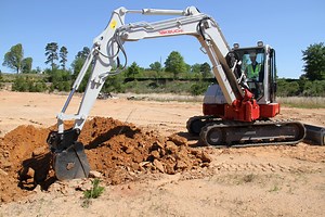 Escavadora Midi Takeuchi TB280FR - Midi Excavator. http://www.takeuchi-us.com/compact-excavators/tb280fr-compact-excavator/ #Takeuchi #TB280FR #Excavator #Excavadora #Escavadora #Maquinaria https://www.facebook.com/MaquinariaEquipmentChannels/ | Maquinaria Equipment Channels
