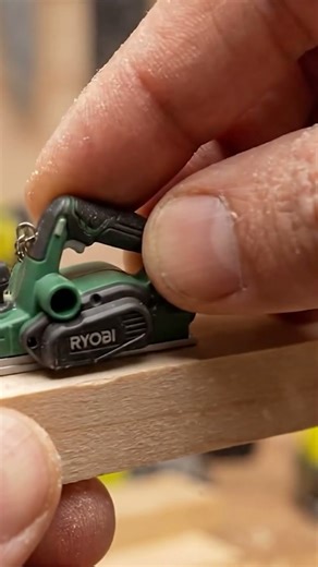 Mini Planer by Ryobi Tools Part 2 (diy woodworking projects)