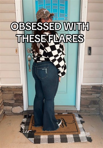 Flare Jeans Review: Perfect Fit and Comfort for Everyone