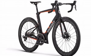 Diamondback IO-利用主动涡流设计的空气动力学自行车