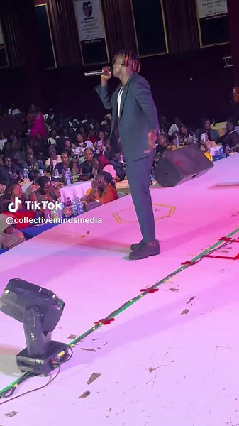 Atem Dolla Live Performance at Chamdena Level Concert