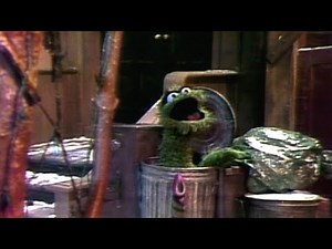 Classic Sesame Street - Oscar The Grouch sings “I Hate Christmas” REMAKE