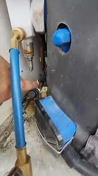 Working on a portable walk in cooler walk on freezer. Troubleshooting this unit first time ever.