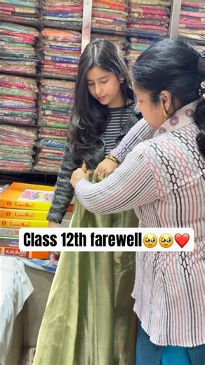 Mei kya pehnungi yaarrr🥰😭 #farewell #ytshorts #shorts