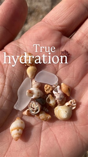 Wealth Creation | Natural Living | Unschooling | This is dark-field microscopy, a technique that lets us observe live blood behavior, showing how freely blood cells move, separate, and... | Instagram