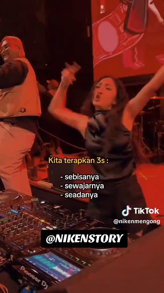 Nikenstory (@nikenmengong)’s videos with PLAT KT RA RERAM DJ TELOOR - DJ TELOOR