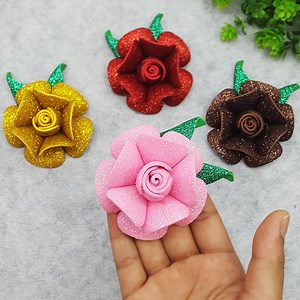 **Cómo Hacer Rosas de Papel: Un Proyecto DIY Encantador** Aprender cómo hacer rosas de papel, también conocidas como "flores de fomi," es una actividad creativa y satisfactoria. Todo lo que necesitas son papel de colores, tijeras, pegamento y un toque de imaginación. | DIY Crafts & Art