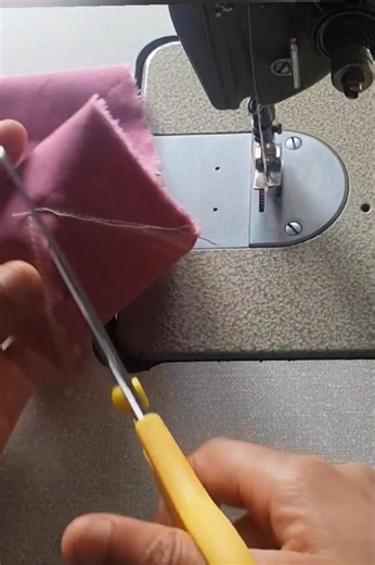 186K views · 2.7K reactions | Sewing tips and tricks that will help master the art of Sewing 朗朗朗 | Simplesewing | Facebook