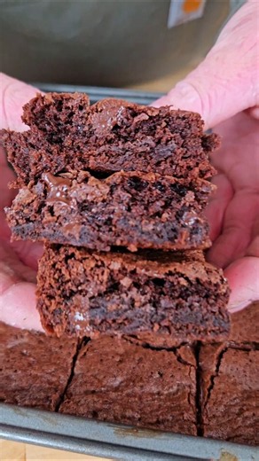 Simple Fudgy Brownie Recipe!