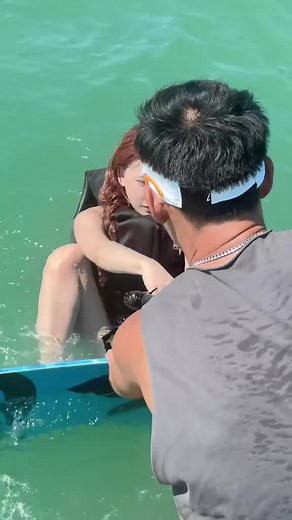 三亚尾波冲浪：夏季水上运动攻略