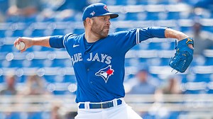 What’s changed in David Phelps’ approach to pitching this season