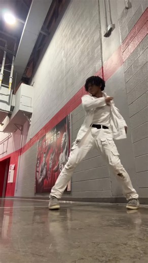 Yvng Homie on Instagram: "Bang Bang @jessiej 😇🔥 Dance Choreography @imyvnghomie Music by Jessie J @jessiej Ariana Grande @arianagrande #dance #bangbang #jessiej #arianagrande"