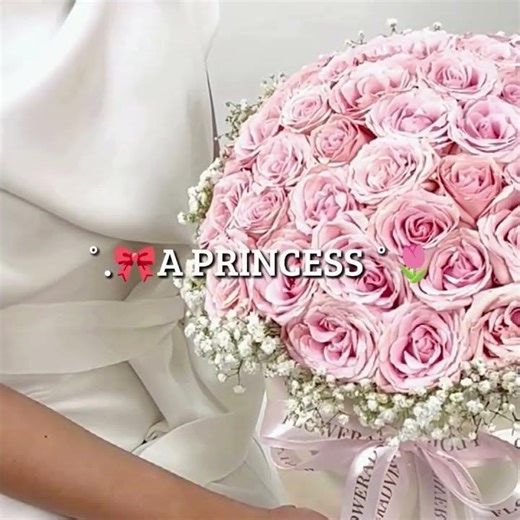 The Most Elegant Gift You’ll Ever See: Pink Rose Bloom Box Like a Princess - FlowerAdvisor
