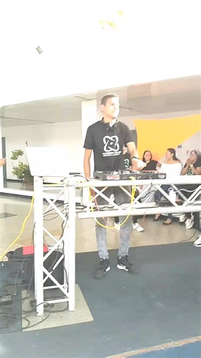 Academia de DJs: Tuto de Mezcla Rápida de Salsa