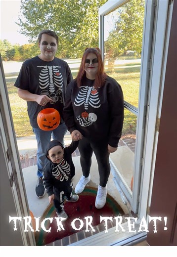 Happy Halloween 🎃 👻 🕷️ We LOVE this tradition 🖤🧡🖤🧡 (Here’s your reminder to do this video each year with your family 🥰) #Halloween #FamilyCostume #SpookySeason #fyp #TrickOrTreat