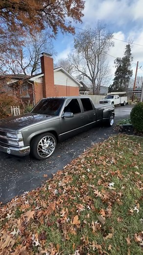 #fyp #chevy #lowered #customcutalcoas #obsaddiction #obs #truck #wheels #transformation #crewcab #duallylife #lifted #fts #jtxforged #lsxswapped #chop #obsessed