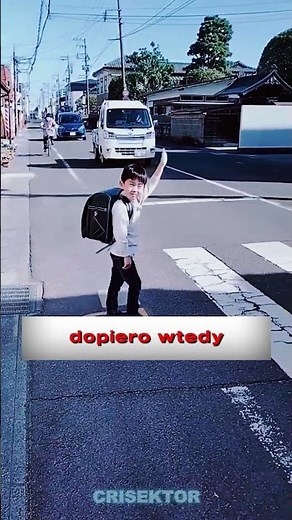 This is how they teach children to cross the street in Japan…