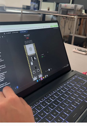 Encender linterna del móvil desde un botón con ESP32 y Vento