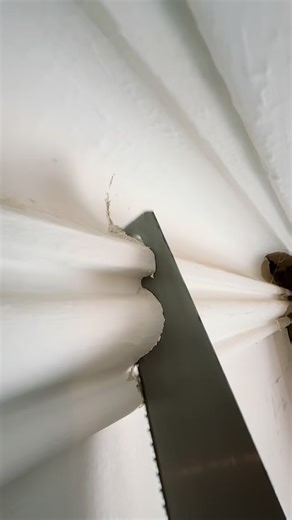 Profile procedure… #plastering #heritage #traditional #mouldings #cornice #plasterwork | The Natural Plaster Company