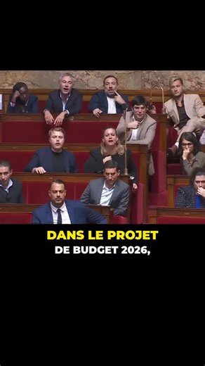 ⛽ Fin des avantages sur le E85 et biodiesel 👉 Le gouvernement veut réduire les aides fiscales sur les carburants alternatifs. 👉 L’E85 pourrait grimper de 50 centimes/litre d’ici trois ans. 👉 Le biodiesel et le GPL perdront leur compétitivité face à l’essence classique. 👉 Une hausse de 380 % à 400 % des taxes est évoquée ! #voitureelectrique #Électrique #automobile #nouveauté #innovationauto #hugodecrypte #tesla #auto #octane #actualité #fyp #renault #passionauto #renault5 #malus #malusecolog
