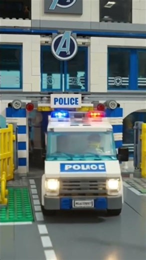 Lego Police station is officially in service! 🏢💥 Watch the fleet deploy for its first mission #lego