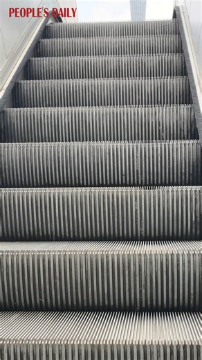 13K views · 653 reactions | Rising 600 meters into the sky, the iconic Canton Tower in Guangzhou City is a must-see landmark for tourists in south China's Guangdong Province. | People's Daily, China | Facebook